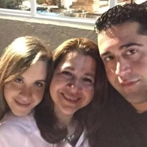 Meet your Posher, Ivon